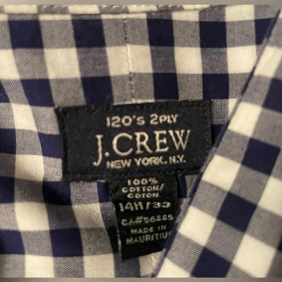 100% cotton J Crew Poplin Button up - Picture 2 of 10